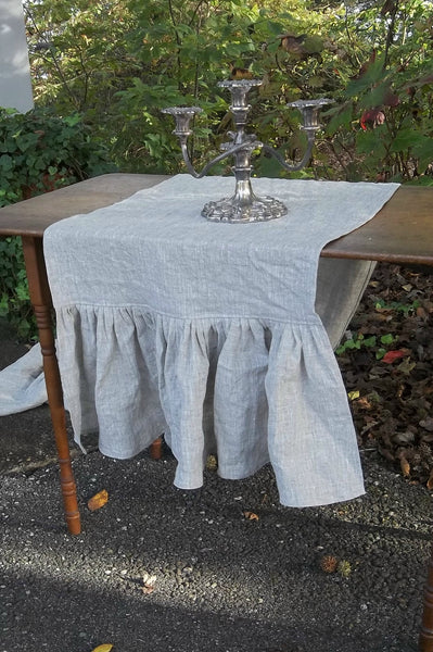 Custom Linen Table Runner - Ruffled Linen Runner - Custom Rable Runner - Wedding Décorations -Table Decor - French Country